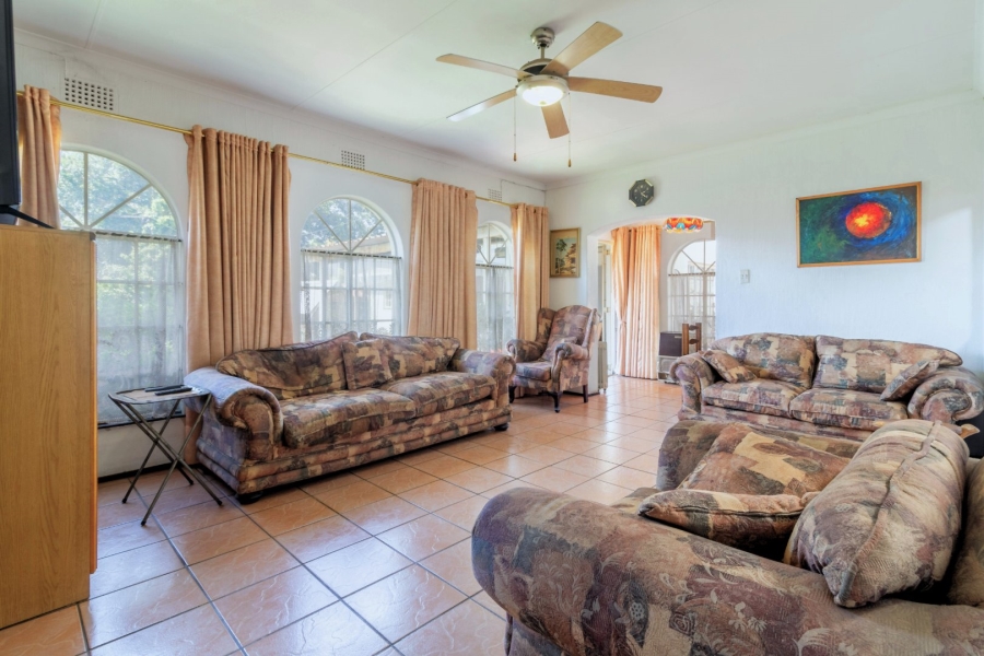 3 Bedroom Property for Sale in Brackendowns Gauteng