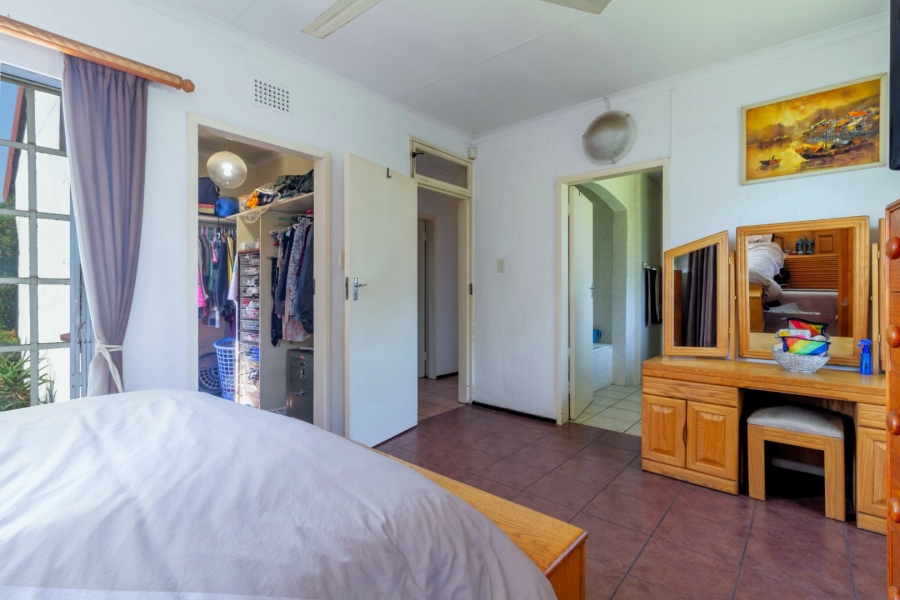 3 Bedroom Property for Sale in Brackendowns Gauteng