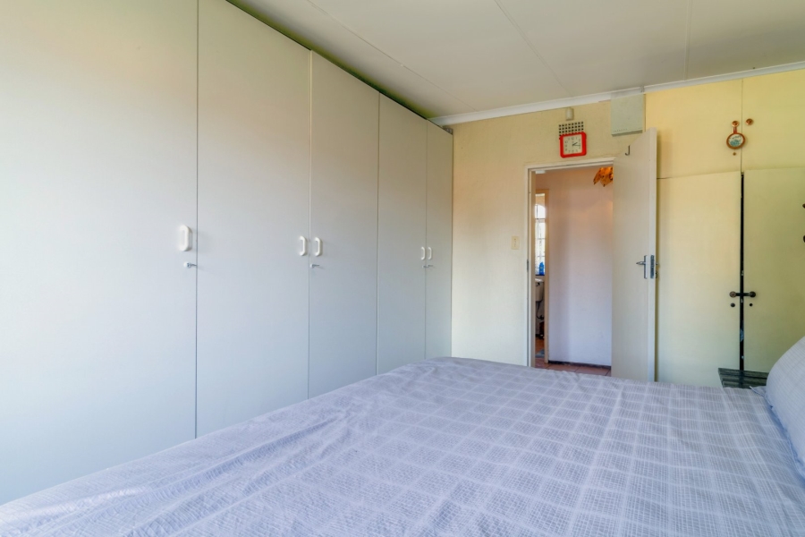 3 Bedroom Property for Sale in Brackendowns Gauteng