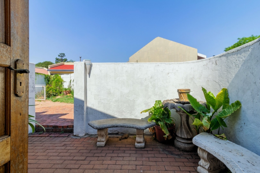 3 Bedroom Property for Sale in Brackendowns Gauteng