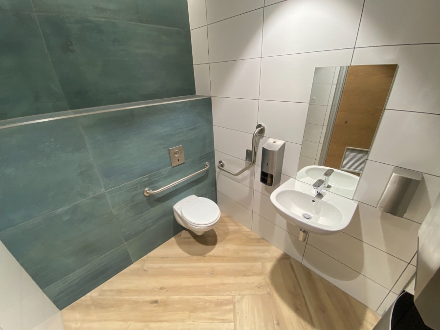 Commercial Property for Sale in Die Hoewes Gauteng