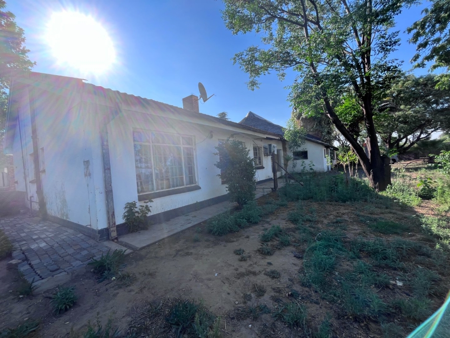 Commercial Property for Sale in Theoville Gauteng