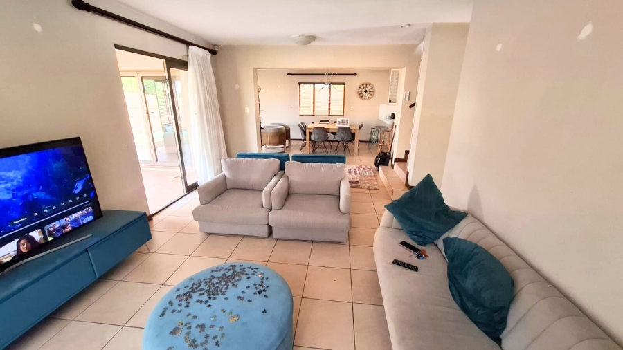 5 Bedroom Property for Sale in Erand Gardens Gauteng