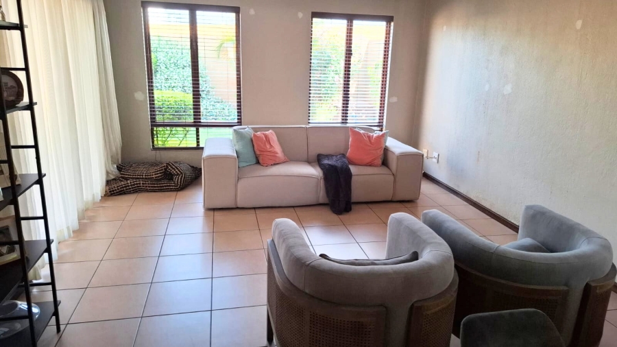 5 Bedroom Property for Sale in Erand Gardens Gauteng