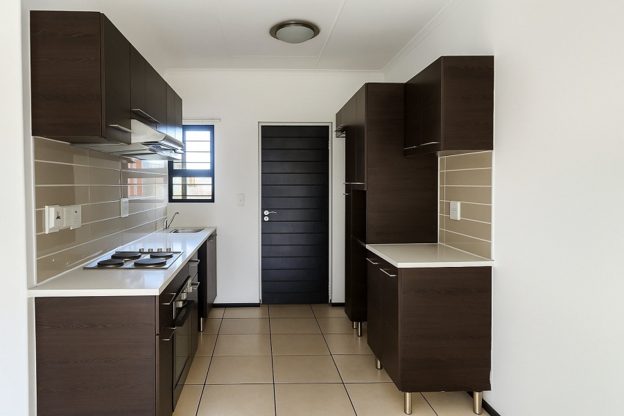 2 Bedroom Property for Sale in Noordwyk Gauteng