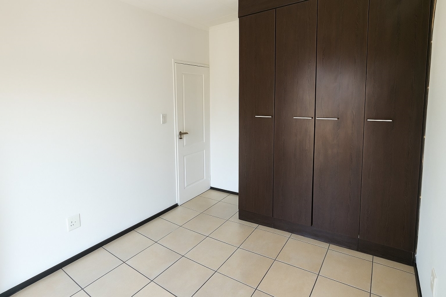 2 Bedroom Property for Sale in Noordwyk Gauteng
