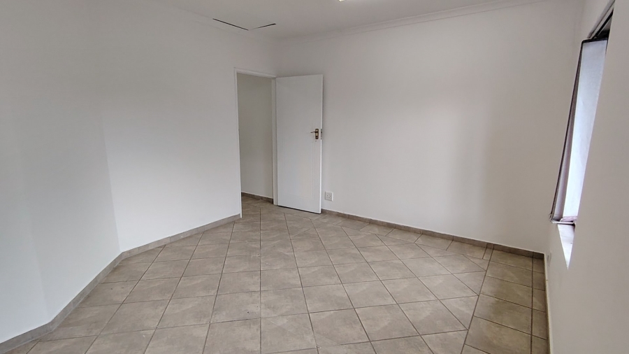 To Let 7 Bedroom Property for Rent in Eldoraigne Gauteng