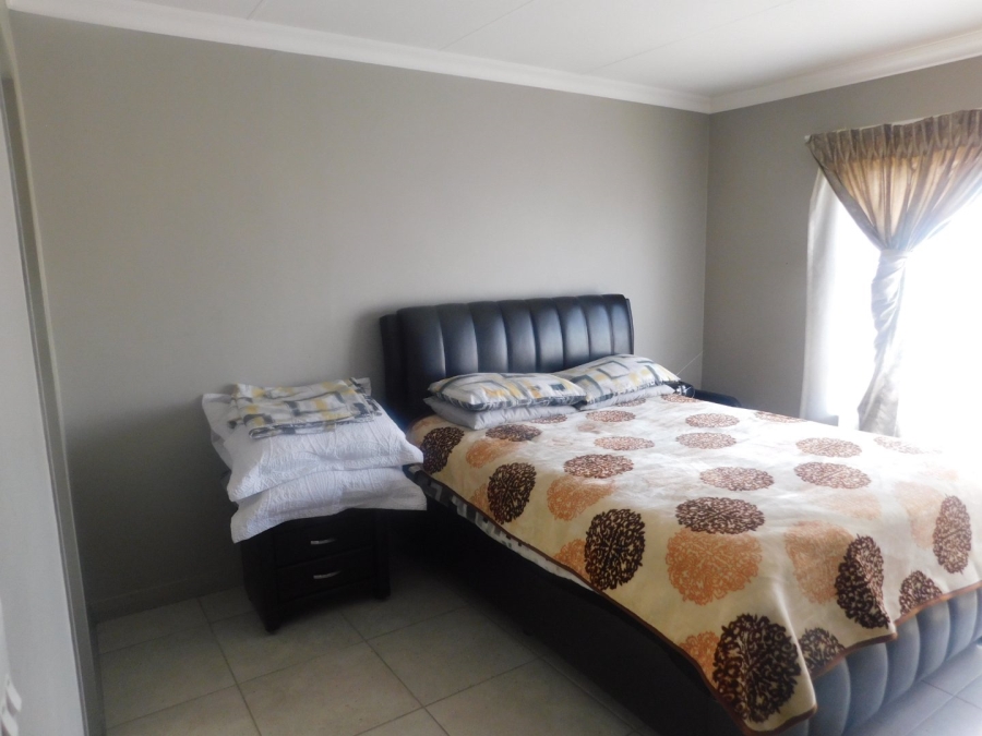 To Let 3 Bedroom Property for Rent in Zambezi Manor Lifestyle Estate Gauteng
