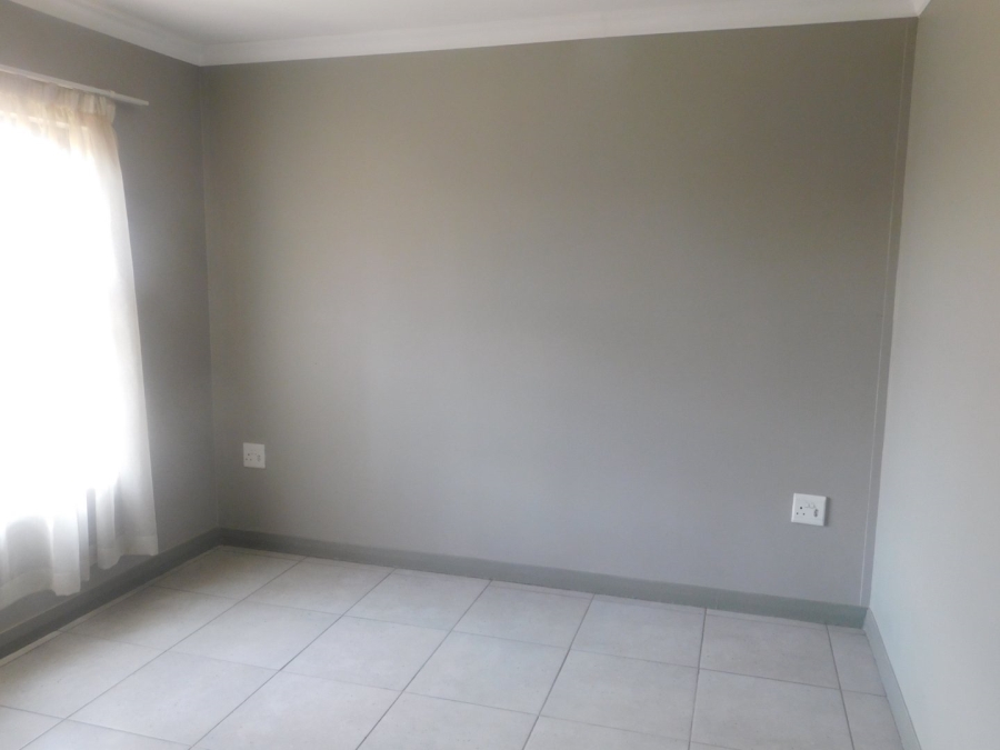 To Let 3 Bedroom Property for Rent in Zambezi Manor Lifestyle Estate Gauteng