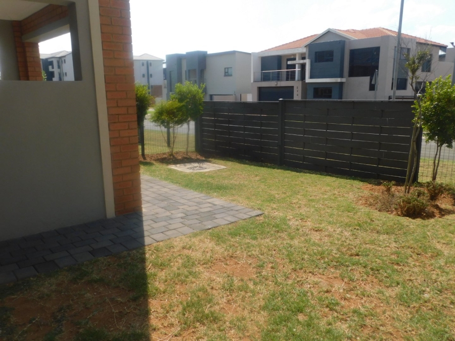 To Let 3 Bedroom Property for Rent in Zambezi Manor Lifestyle Estate Gauteng