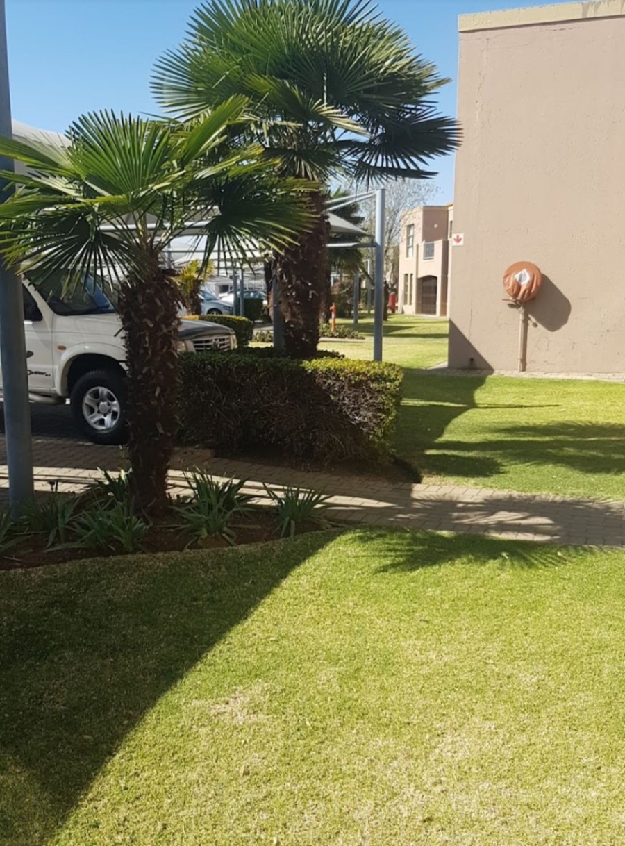 To Let 2 Bedroom Property for Rent in Jansenpark Gauteng