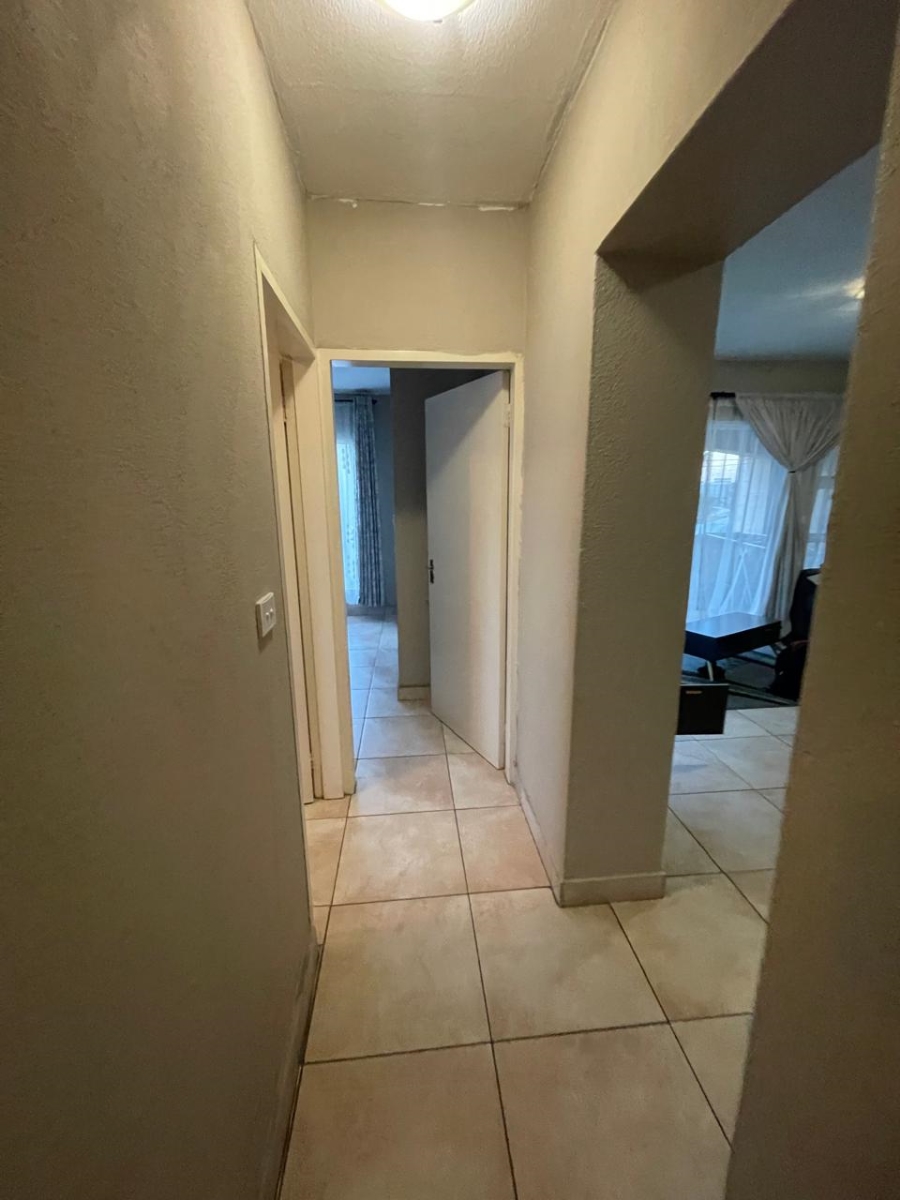 To Let 2 Bedroom Property for Rent in Jansenpark Gauteng
