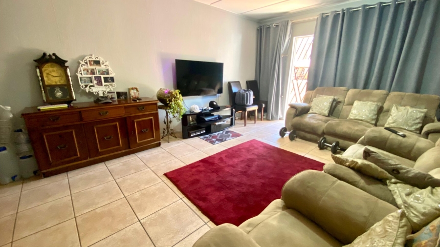 To Let 2 Bedroom Property for Rent in Benoni Central Gauteng