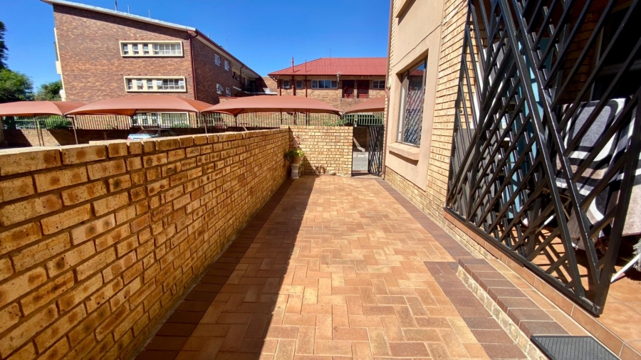 To Let 2 Bedroom Property for Rent in Benoni Central Gauteng