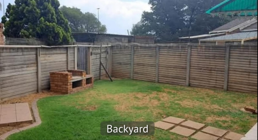 2 Bedroom Property for Sale in Dalpark Proper Gauteng