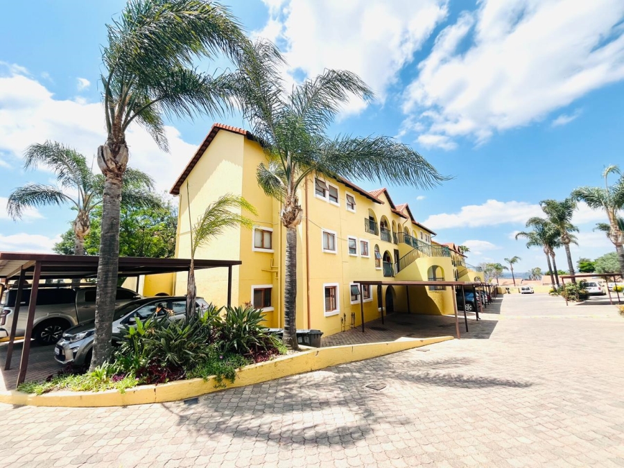 To Let 2 Bedroom Property for Rent in Northgate Gauteng