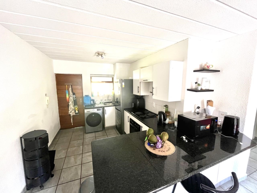 To Let 2 Bedroom Property for Rent in Northgate Gauteng