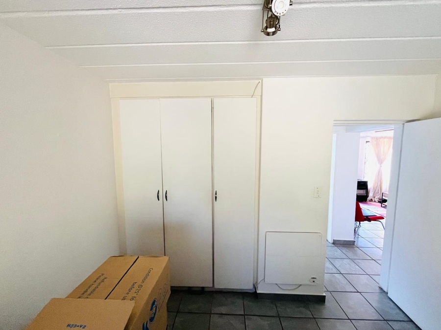 To Let 2 Bedroom Property for Rent in Northgate Gauteng