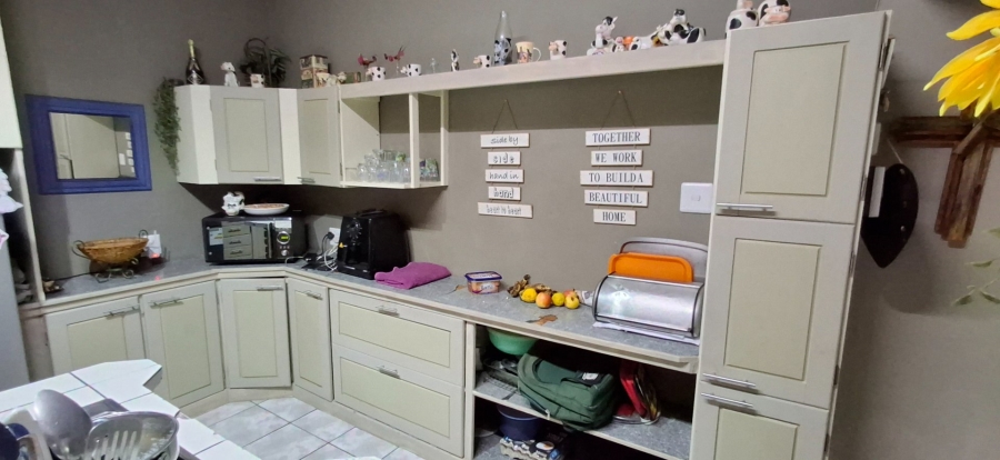 3 Bedroom Property for Sale in Pretoria Gardens Gauteng