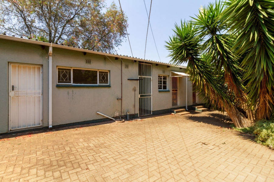To Let 3 Bedroom Property for Rent in Birchleigh Gauteng