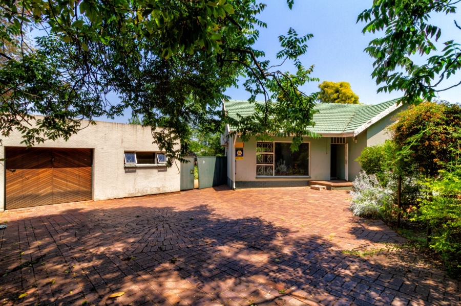 To Let 3 Bedroom Property for Rent in Birchleigh Gauteng