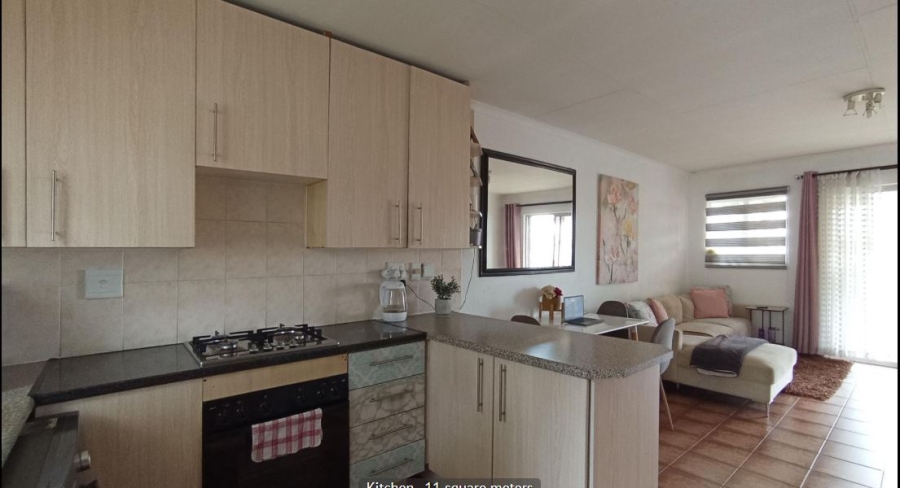 2 Bedroom Property for Sale in Greenstone Hill Gauteng