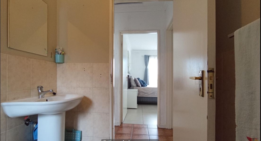 2 Bedroom Property for Sale in Greenstone Hill Gauteng