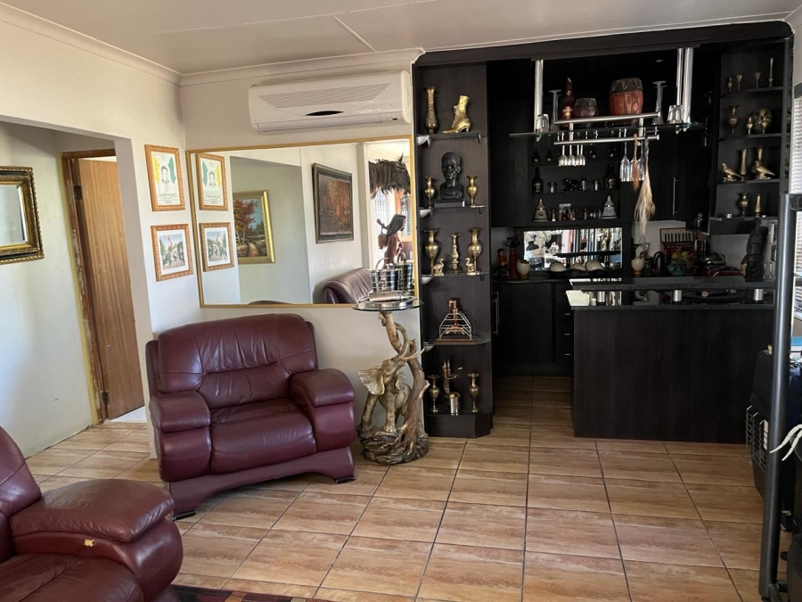 5 Bedroom Property for Sale in Vanderbijlpark SW 1 Gauteng