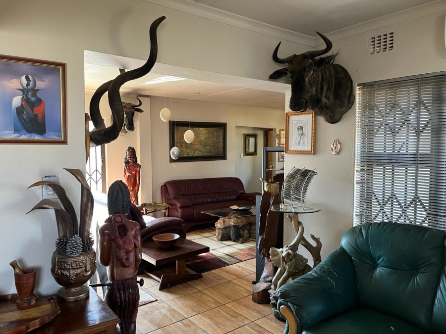 5 Bedroom Property for Sale in Vanderbijlpark SW 1 Gauteng