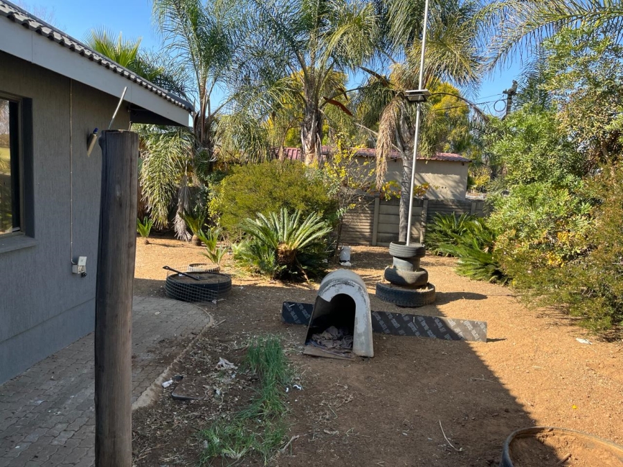 5 Bedroom Property for Sale in Vanderbijlpark SW 1 Gauteng