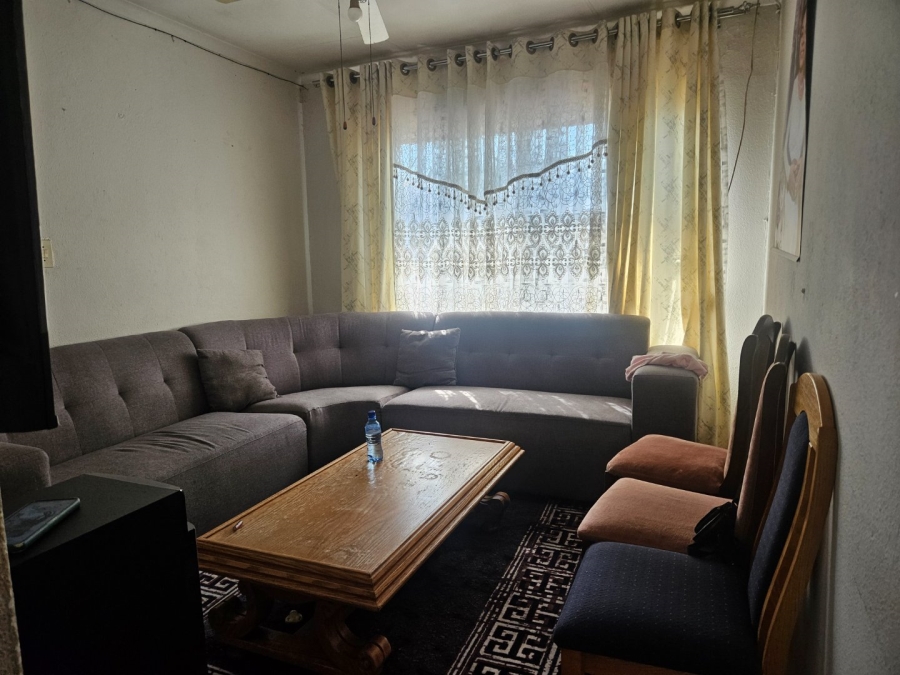 3 Bedroom Property for Sale in Etwatwa Gauteng
