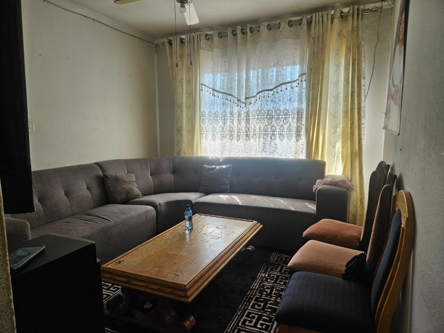 3 Bedroom Property for Sale in Etwatwa Gauteng