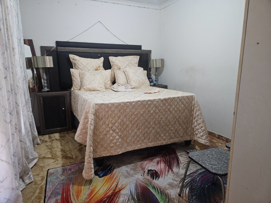 3 Bedroom Property for Sale in Etwatwa Gauteng