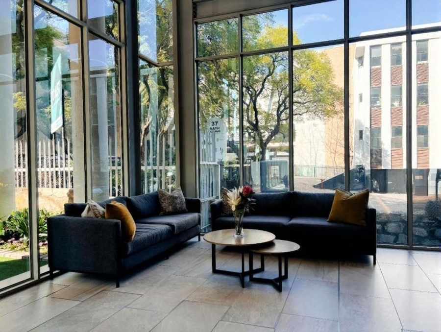 To Let 2 Bedroom Property for Rent in Rosebank Gauteng