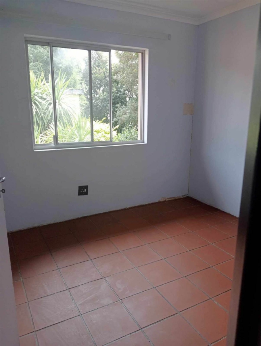 To Let 5 Bedroom Property for Rent in Fairland Gauteng