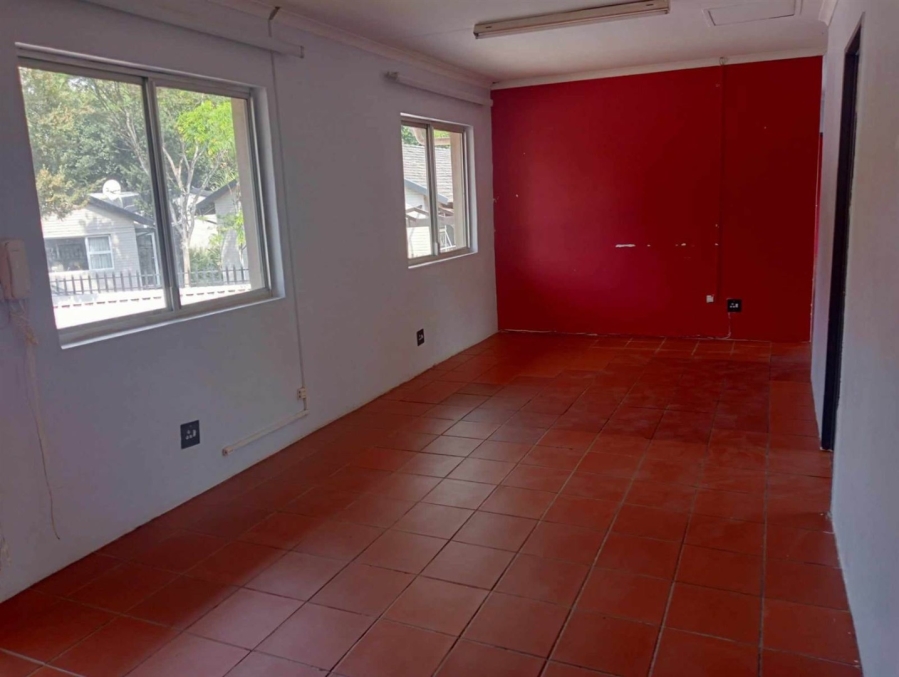 To Let 5 Bedroom Property for Rent in Fairland Gauteng