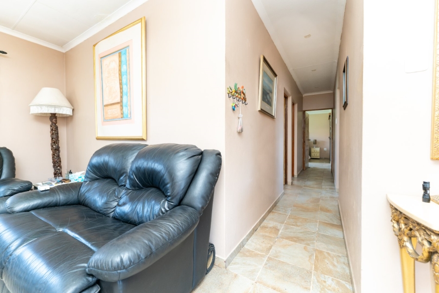 3 Bedroom Property for Sale in Kookrus Gauteng