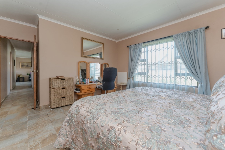 3 Bedroom Property for Sale in Kookrus Gauteng