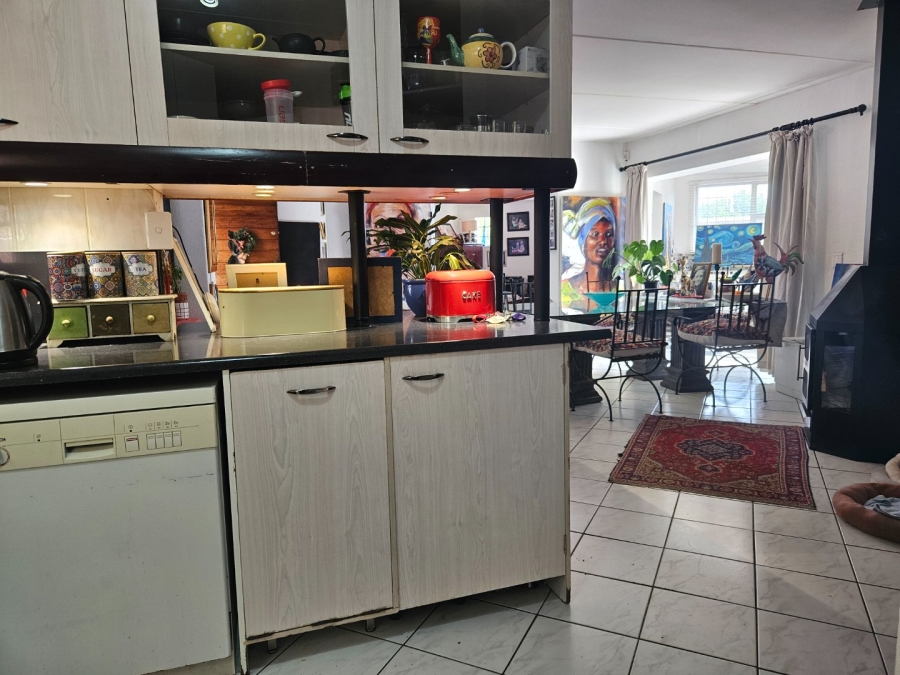 3 Bedroom Property for Sale in Bromhof Gauteng