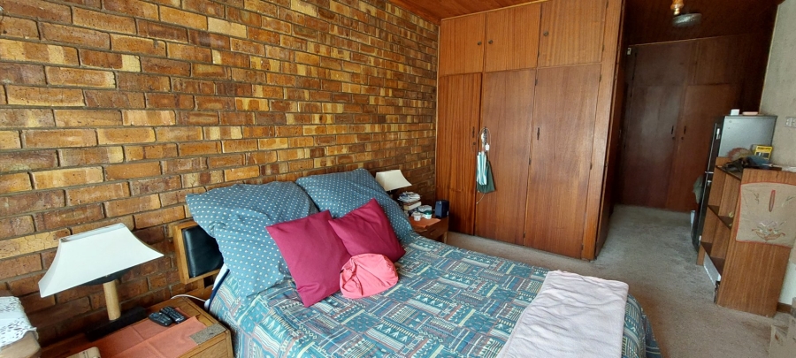 5 Bedroom Property for Sale in Ferryvale Gauteng