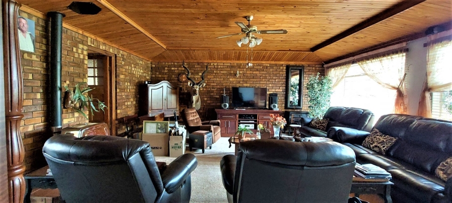 5 Bedroom Property for Sale in Ferryvale Gauteng