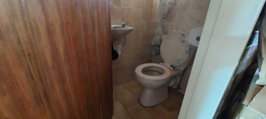 5 Bedroom Property for Sale in Ferryvale Gauteng