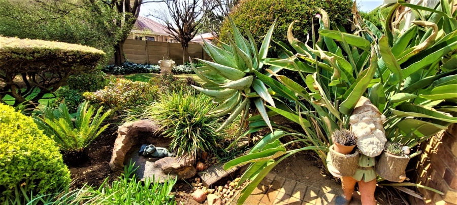 5 Bedroom Property for Sale in Ferryvale Gauteng