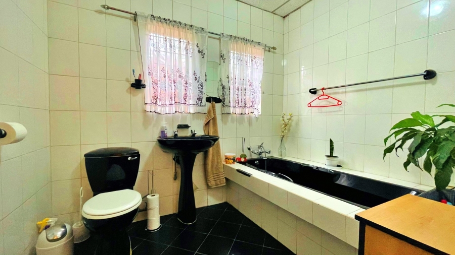 3 Bedroom Property for Sale in Eersterust Gauteng