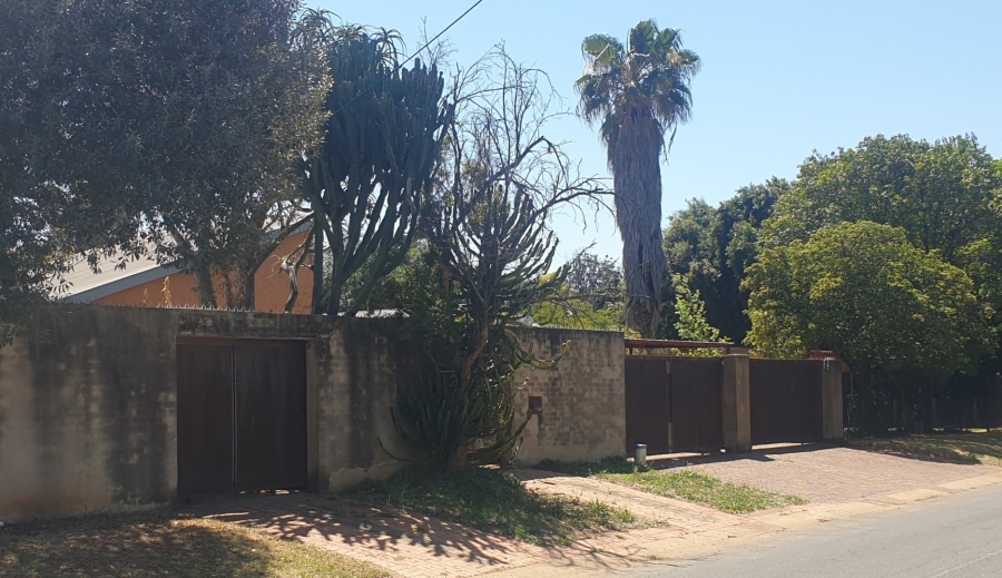 3 Bedroom Property for Sale in Kilner Park Gauteng