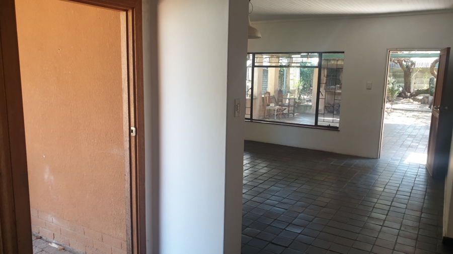 3 Bedroom Property for Sale in Kilner Park Gauteng