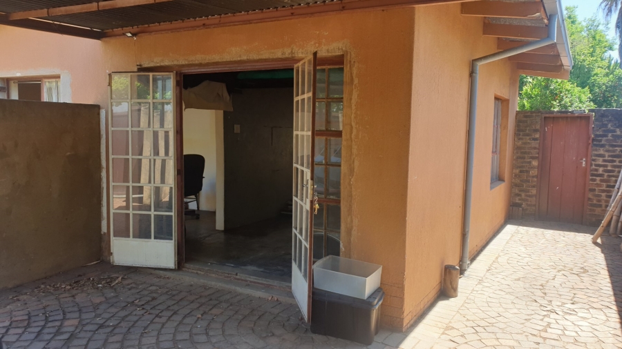3 Bedroom Property for Sale in Kilner Park Gauteng