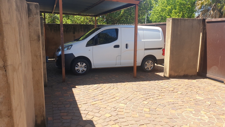 3 Bedroom Property for Sale in Kilner Park Gauteng