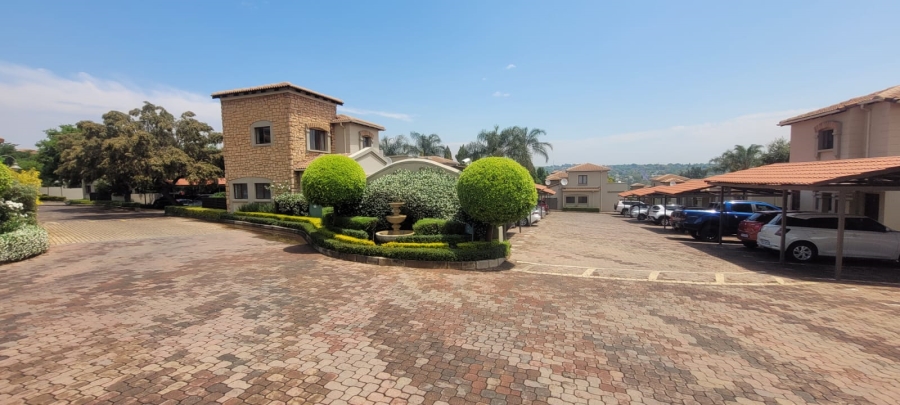 2 Bedroom Property for Sale in Douglasdale Gauteng