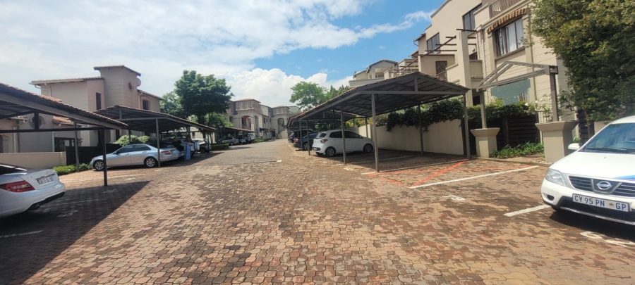 2 Bedroom Property for Sale in Douglasdale Gauteng